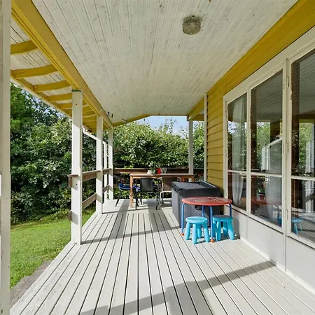 Alberta - 100m From The Sea By Interhome